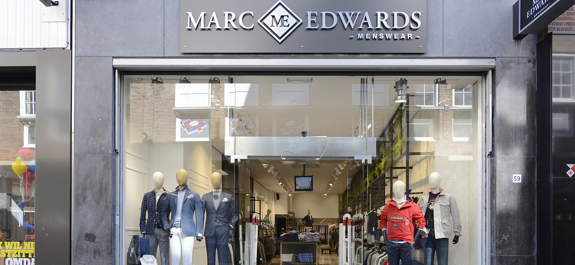 Gründliches Restyling von MarcEdwards Menswear in Haarlem Gründliches Restyling von MarcEdwards Menswear in Haarlem