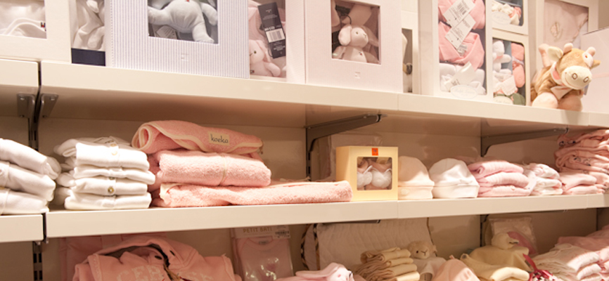 Interieur kinderwinkel Yukkies Mode Laren, by WSB Interieurbouw Interieur kinderwinkel Yukkies Mode Laren, by WSB Interieurbouw