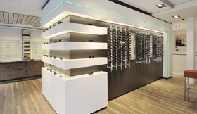 Jongen, Ladenbau Optik, Heerlen - 