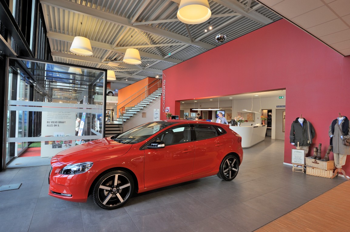Entwurf Einrichtung Schauraum Volvo Broekhuis Autogruppe