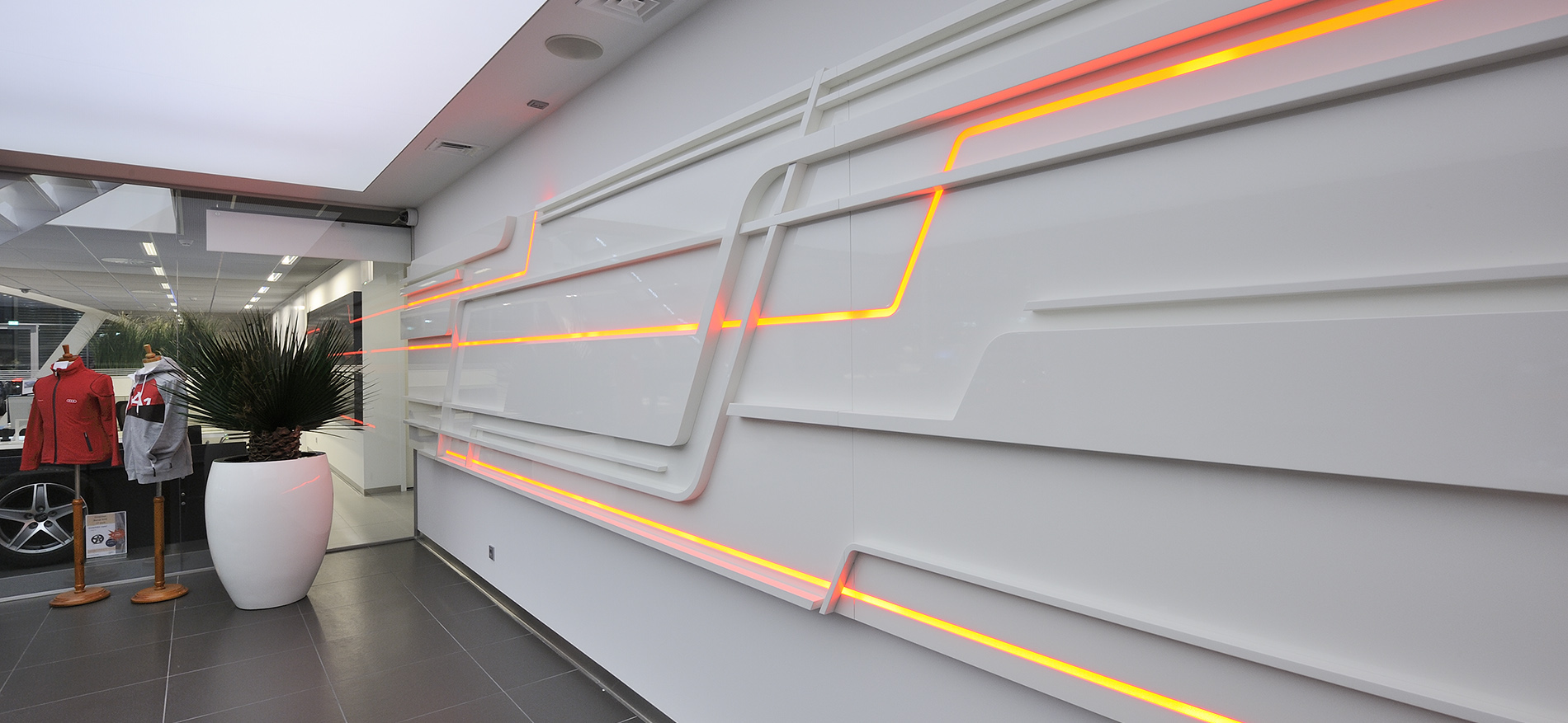 Audi Schauraum: Einrichtung - 