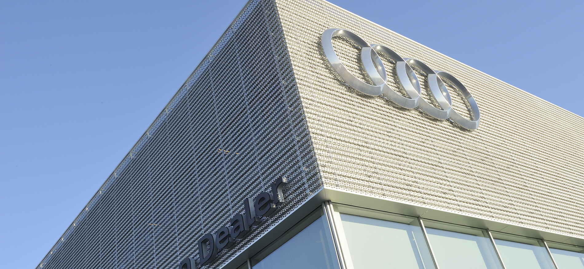 Audi Schauraum: Einrichtung - 