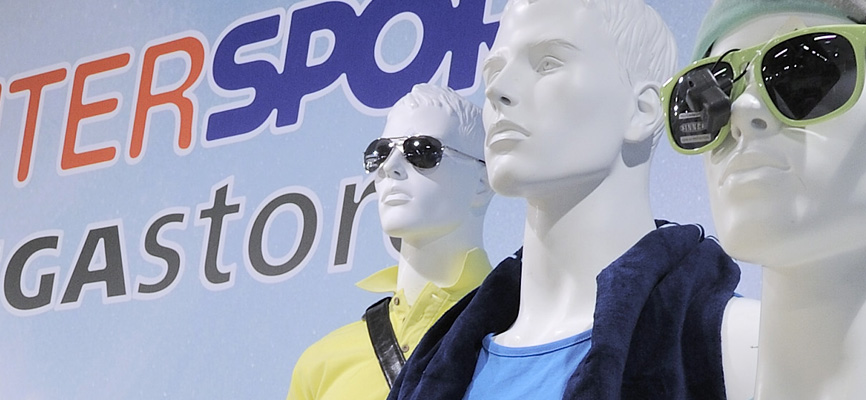 Intersport Megastore Roermond (NL): Ladenbau Sport - Sport