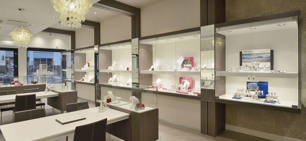 Sichere Ladenbau fur Juwelier Robert den Haag