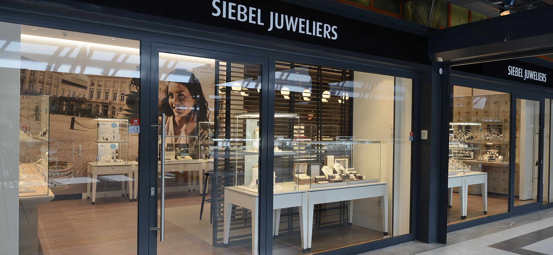 Siebel Juweliers: Ladenbau Schmuck Konzept – - Schmuck