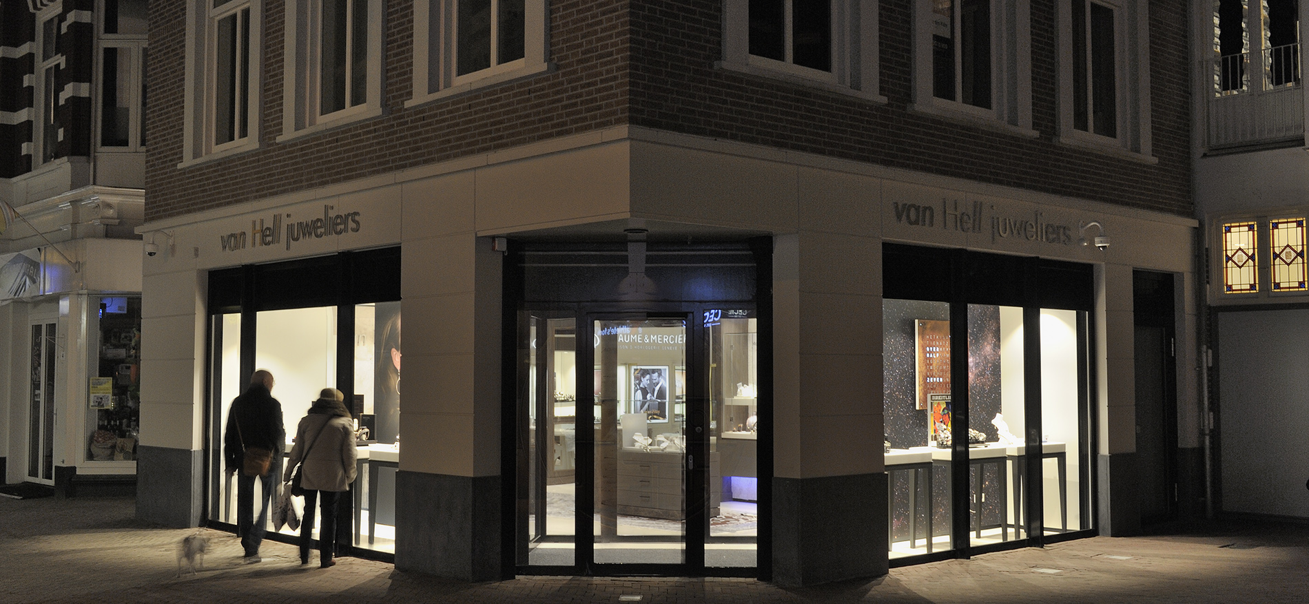 van Hell Juweliers, Apeldoorn (NL): Retail Design und Einrichtung schmuckgeschäft - 
