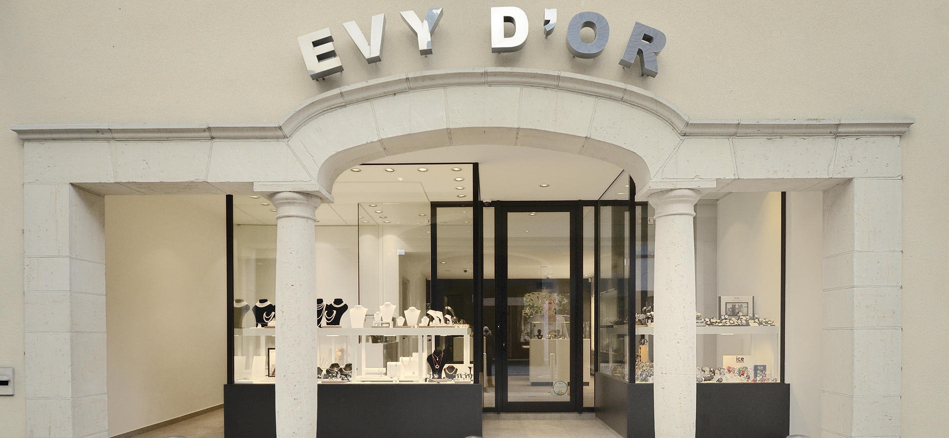 Juwelen Evy d’Or in Ingelmunster (BE) – Neugestaltung Schmuckladen - 