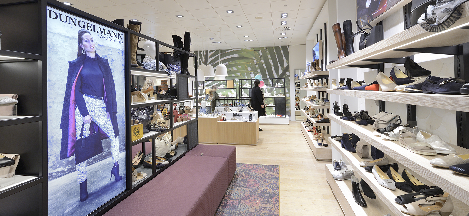 Shop-in-Shop Dungelmann Schoenen - 