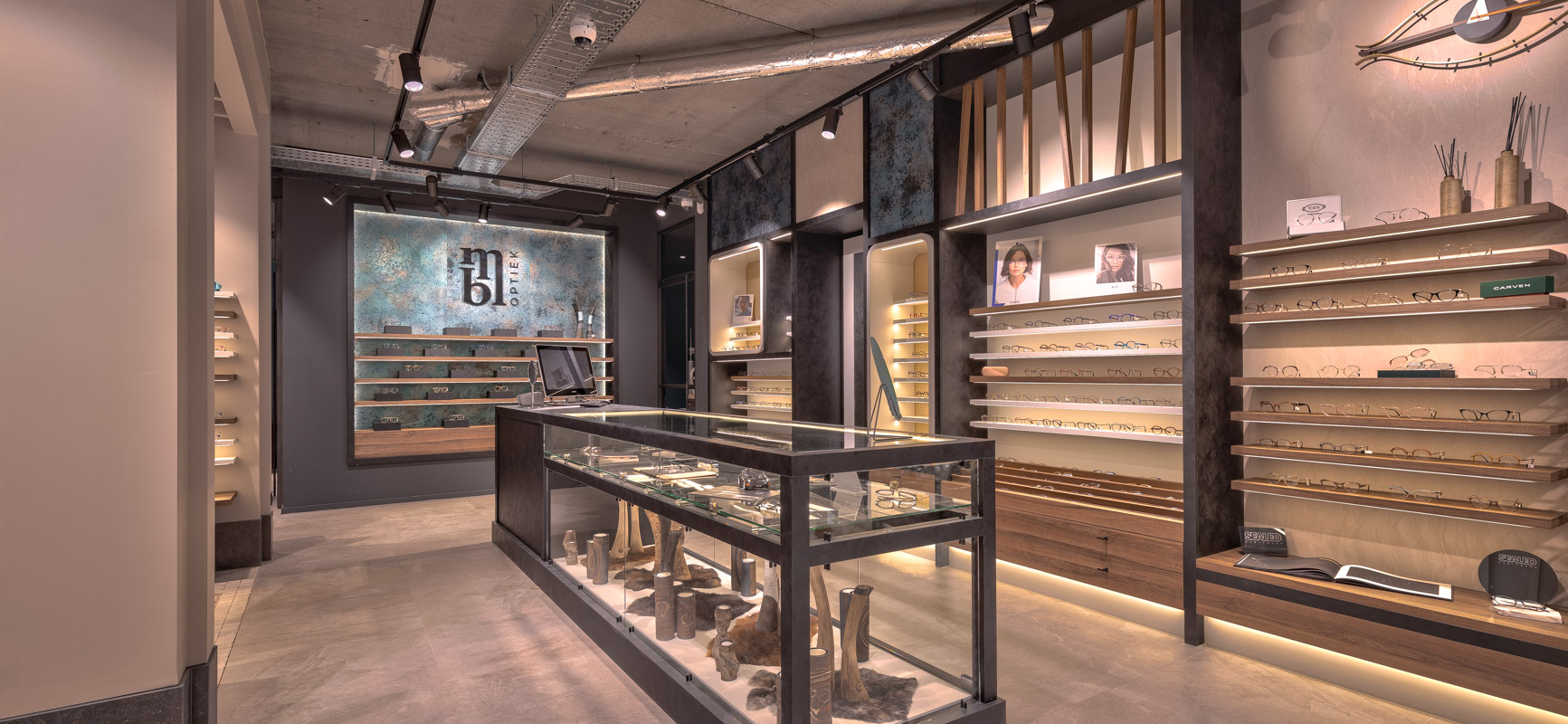 B&M Optiek | Oostende: Eyecare, Eyefashion, Customer Journey - Optik