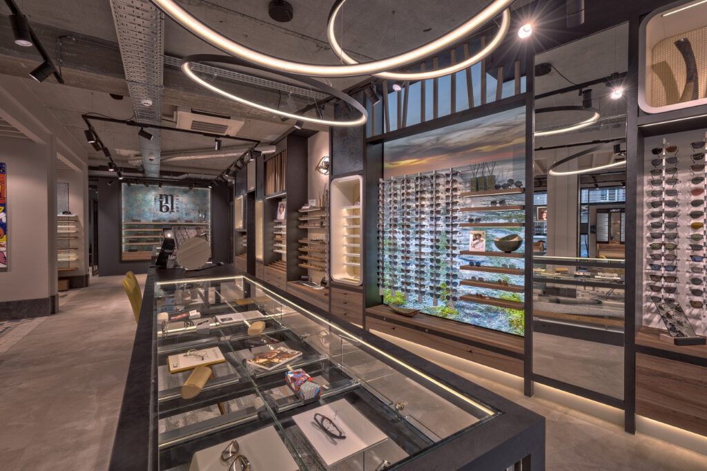 B&M Optiek | Oostende: Eyecare, Eyefashion, Customer Journey - Optik