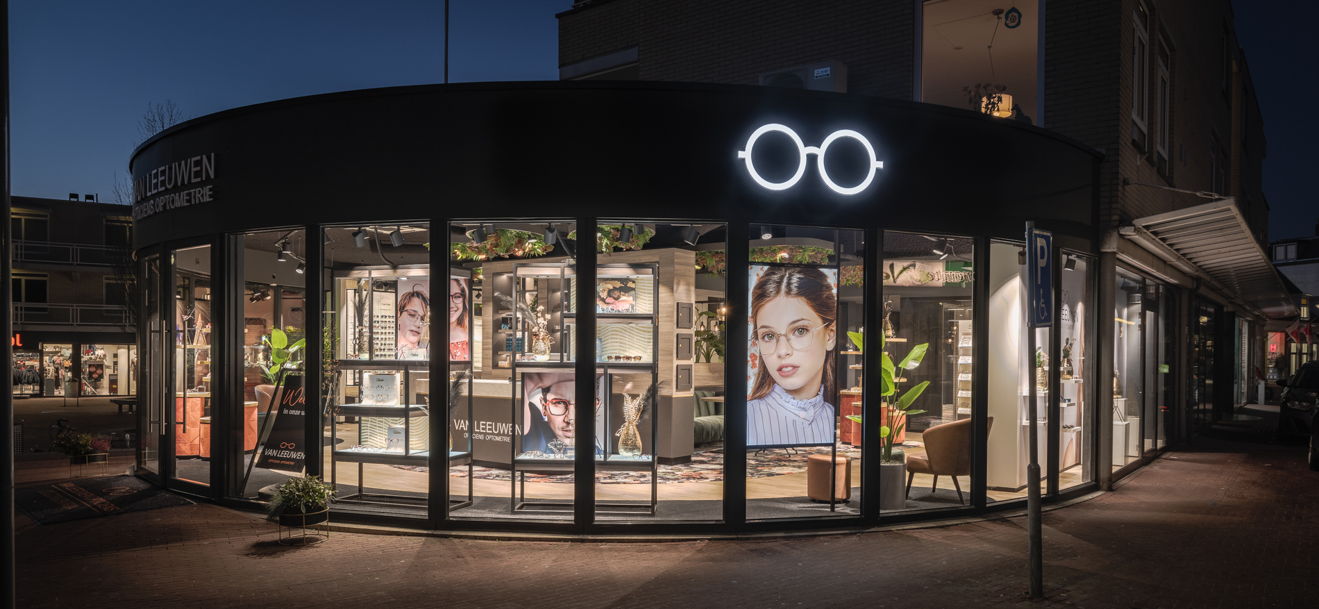 Van Leeuwen Optik | Hardinxveld-Giessendam (NL) - Optik