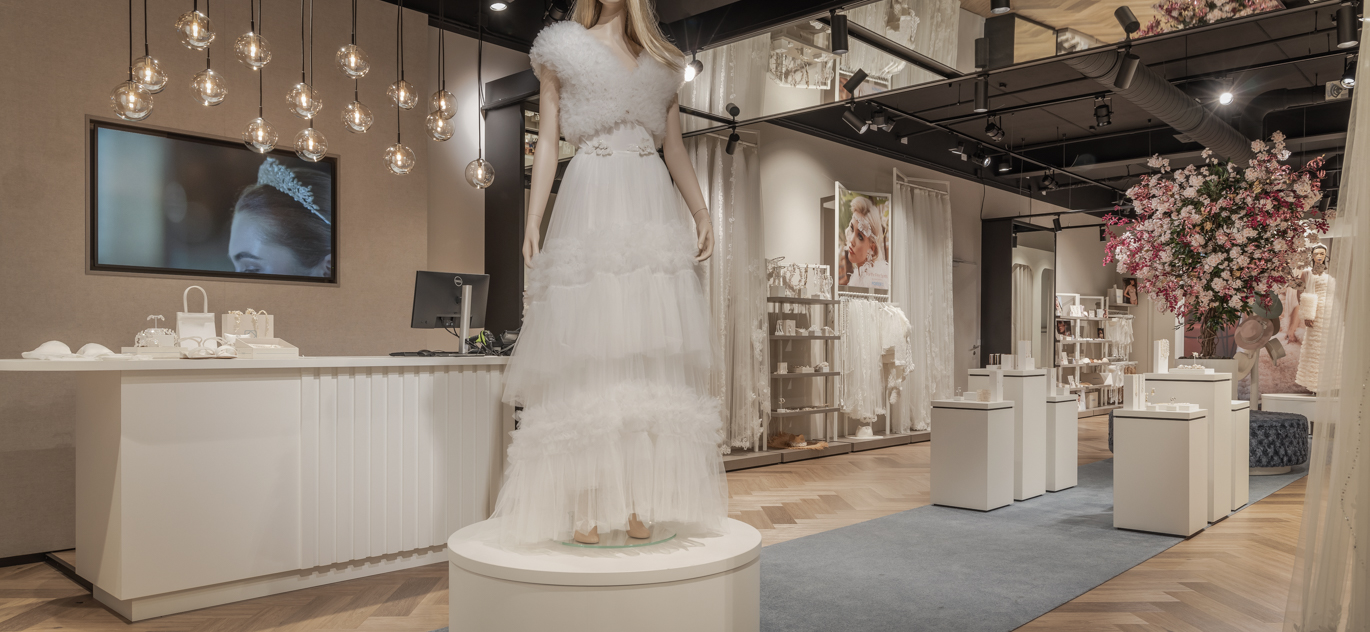 Poirier in Wedding World | Oberhausen (DE) - Mode