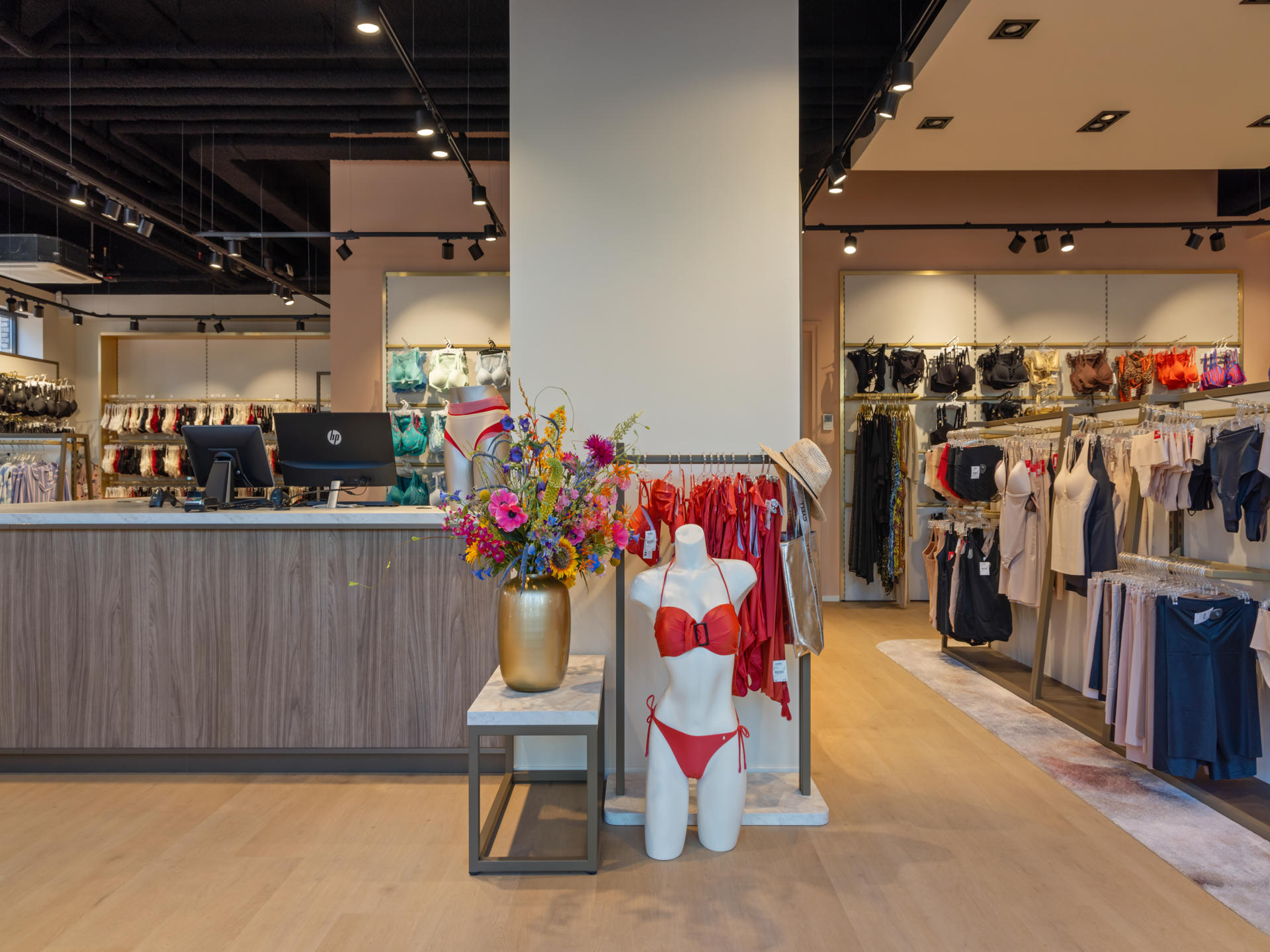 Koning Body Fashion | Oss - Retail design