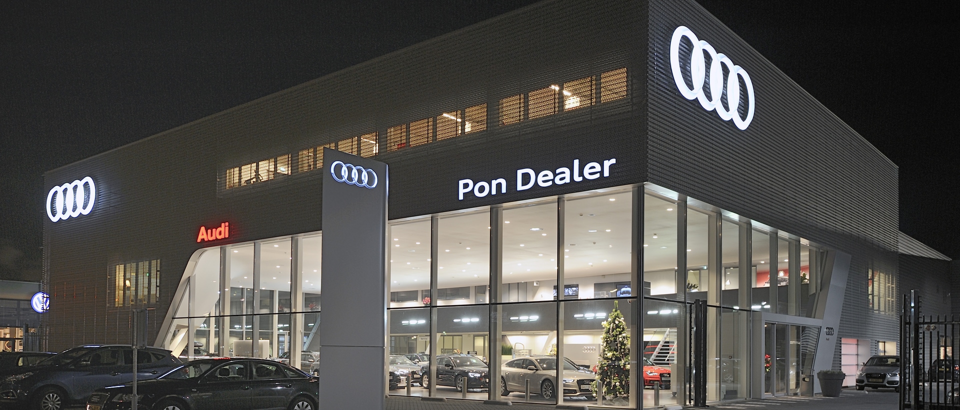 Automotive door WSB